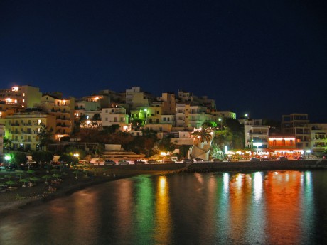 dreamstime_1752057_Agios nikolaos, Greece, by night time