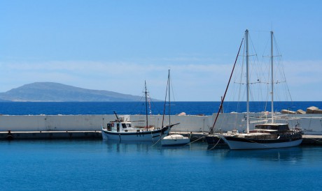 dreamstime_5029944_Agia galini harbor in crete island