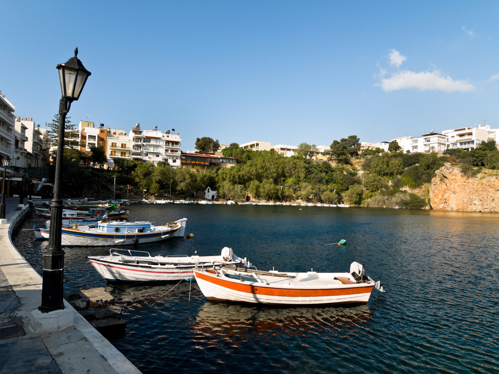 dreamstime_7637222_Agios Nikolaos boat harbor on Crete island, Greece