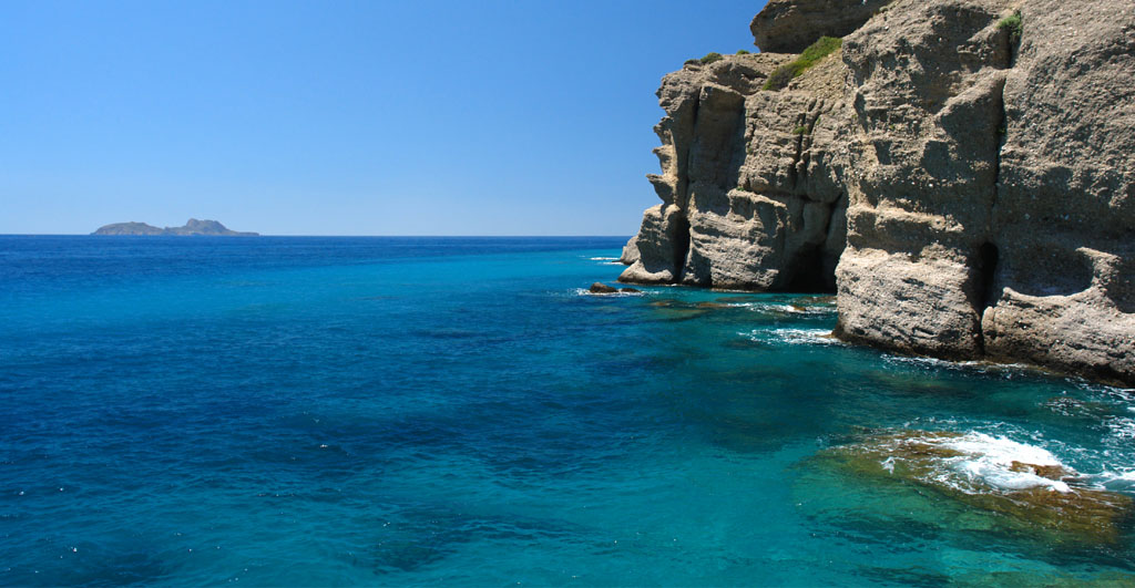 dreamstime_5867104_Paximadia island view from Agia galini in crete